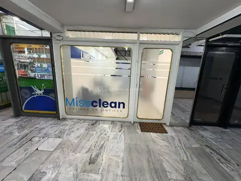 Venta de Local en Caseros, Zona Centro, Tres de Febrero