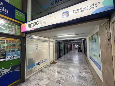 Av. Urquiza 4700