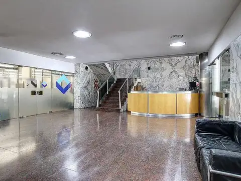 Oficina en Alquiler al Este