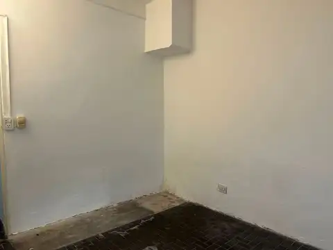 Departamento 2 Ambientes con Patio en Venta