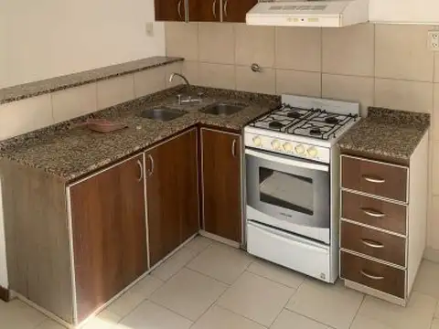 ROLDAN - ZONA CENTRO -  DPTO EN ALQUILER - 2 DORMITORIOS