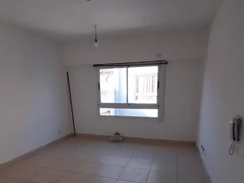 Venta 2 amb en San Justo sin expensas con terraza