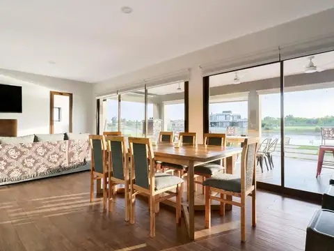 Casa en Venta San Sebastian a la Laguna 3 suites mas 1 dormitorio