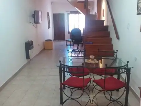 Depto Tipo Casa en Venta de 3 ambientes