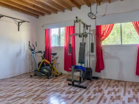Casa 4 ambientes con 1 baño