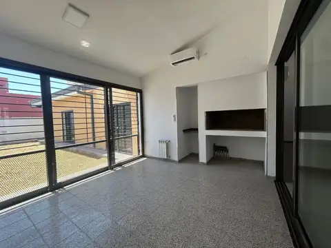 CASA 2 DORMITORIOS A ESTRENAR EN MONTE CRISTO