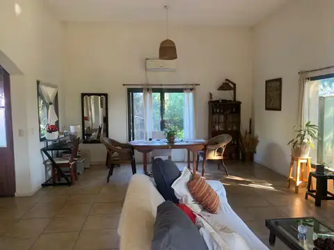 Alquiler sin muebles Casa una planta Barrio Santa Catalina Villanueva