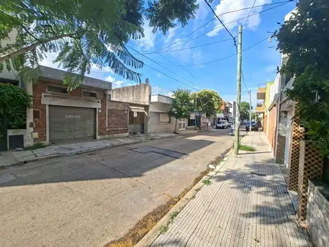 GALPON/ LOTE EN VENTA VILLA LUGANO 246 MTS2