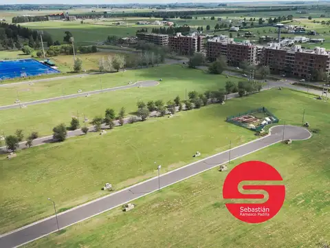 Terreno en venta barrio Fisherton Barrio Los Pasos del Jockey Sector manzanas abiertas 417m2