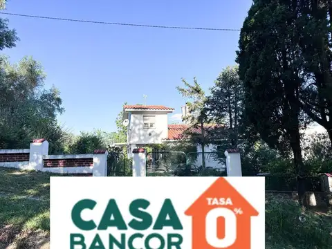 Casa 5 ambientes con 2 baños