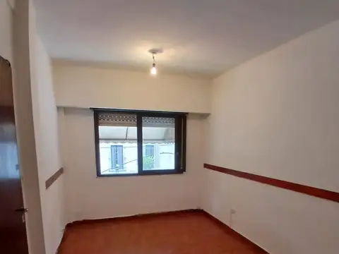 DR. MELO 2700, Piso 1