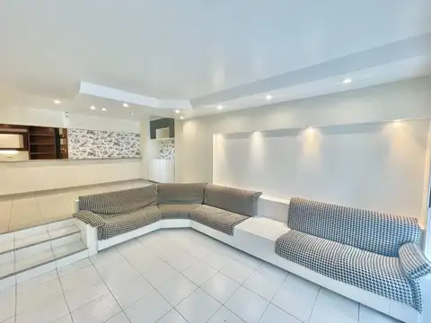 Alejandro María de Aguado 2800