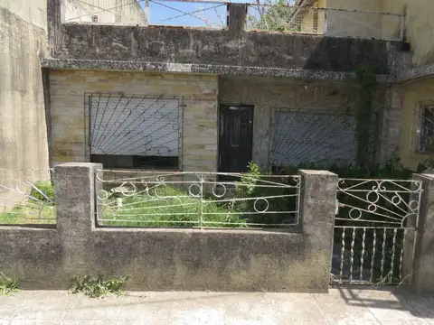 VENTA DE CASA HURLINGHAM APTA CRÉDITO