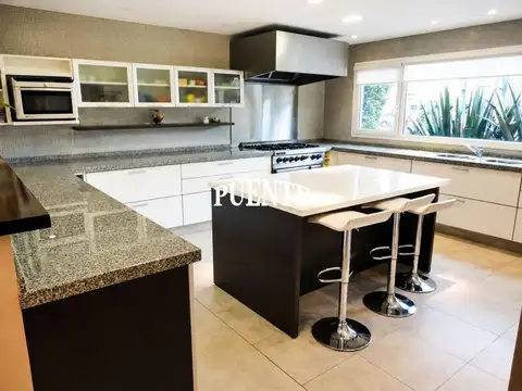 Casa en Venta en Saint Thomas, Countries y Barrios Cerrados en Esteban Echeverria