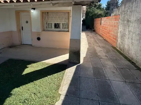 CASA 3 AMBIENTES EN VENTA