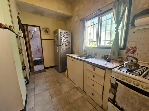 Casa 5 ambientes con 1 baño