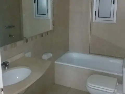 Boulevard San Juan 700, Piso 2