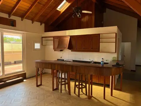 Depto Tipo Casa en Alquiler en San Isidro Vias / Libertador, $ 1.500.000