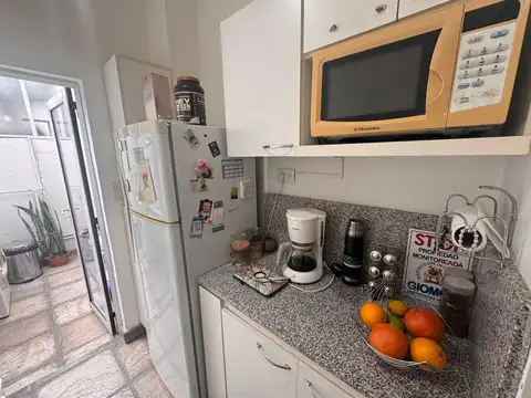 Depto Tipo Casa en Venta 40 años