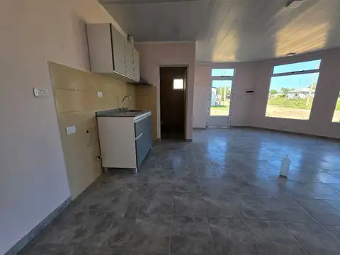 Local en Alquiler en Concepcion del Uruguay, $ 350.000