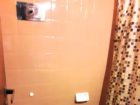 2 Ambientes C/balcòn Cfte.