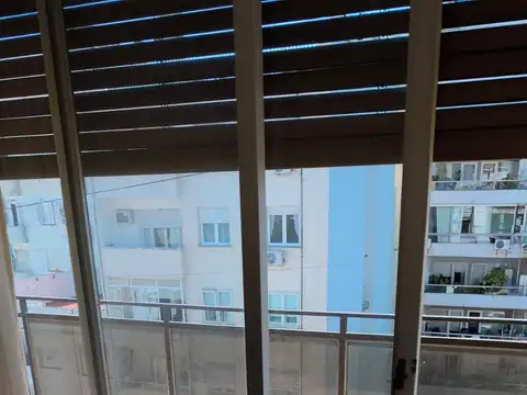 Departamento en Alquiler en Recoleta, $ 900.000