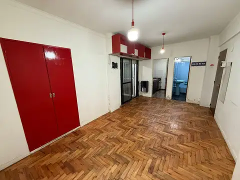 Venta monoambiente C/PATIO en La Perla