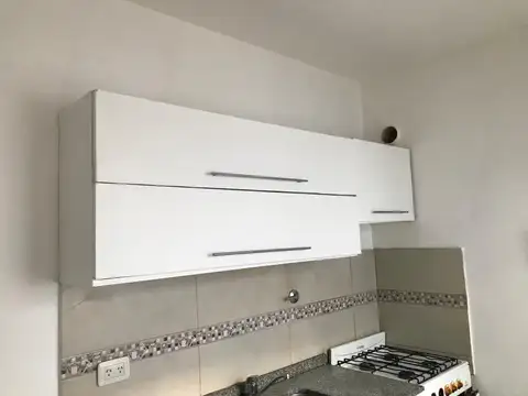 Depto Tipo Casa en Alquiler en Parque Avellaneda, $ 650.000