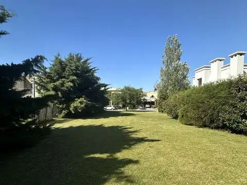 Terreno en Venta en Countries y Barrios Cerrados en Berazategui, USD 120.000