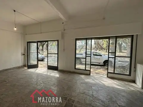 Local en Alquiler en Santos Lugares, $ 980.000