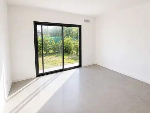 Casa  en Venta en San Ramón, Pilar del Este, Pilar