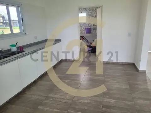 Casa en Alquiler Anual - Lagos de Canning