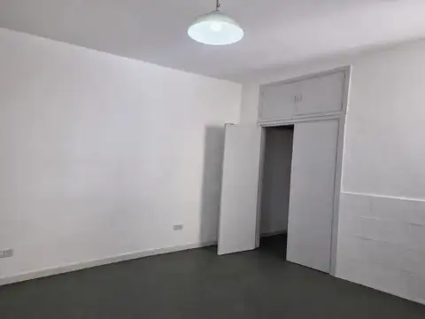 Av. Rivadavia al 8000