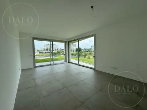 Avenida del Golf al 600