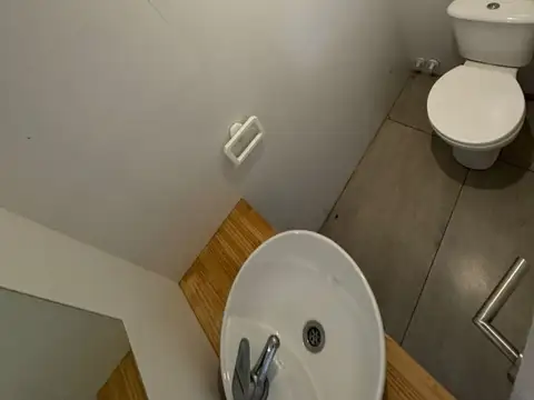 Depto Tipo Casa en Alquiler con 1 cocheras