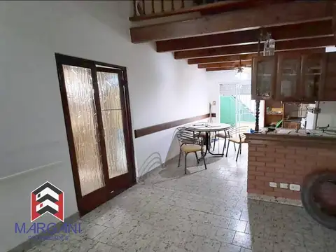 Casa en Venta en Isidro Casanova, USD 85.000