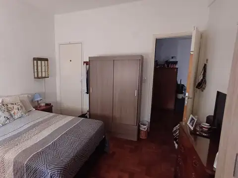 Depto Tipo Casa en Venta en Flores, USD 90.000