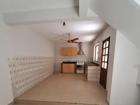 Depto Tipo Casa en Alquiler de 3 dormitorios