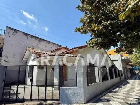 Casa en Venta 3 ambientes en Luis Guillon