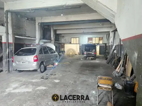 Galpón de 294 mts en Billinghurst