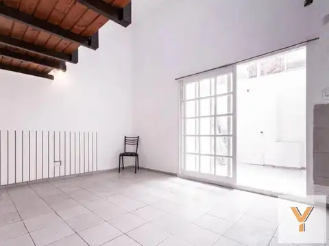 Casa en Venta - 3 Dormitorios 1 Baño - 50mts - Lanús