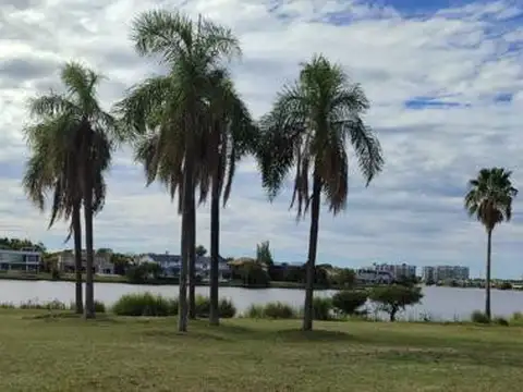 LOTE PREMIUM AL LAGO EN LA ISLA – NORDELTA
