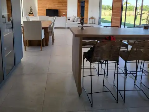 Partido de Alta Mira Barrio cerrado Chacras el refugio. 100