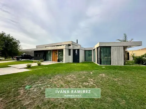 Casa de 5 ambientes en Club de Campo Harás San Pablo, General Rodríguez 