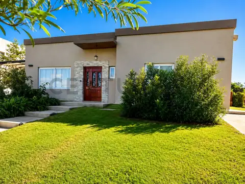 Casa en Venta en El Canton - Norte, USD 235.000