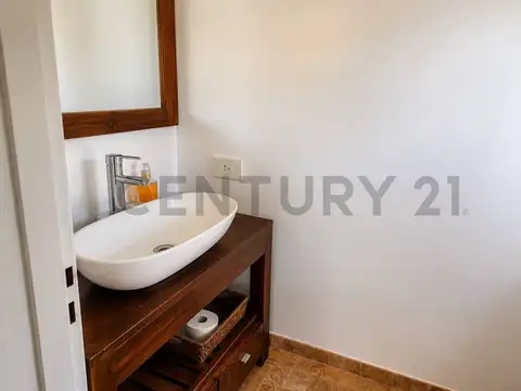CASA EN VENTA 5 AMBIENTES - CANTON NORTE, ESCOBAR