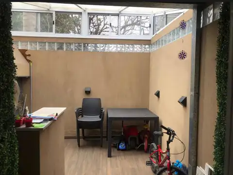 Depto Tipo Casa en Venta con 1 cocheras