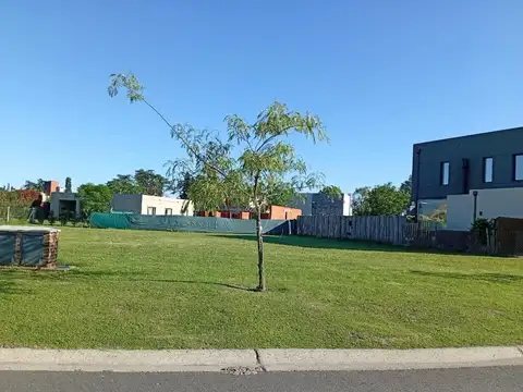 LOTE EN VENTA - PILAR DEL ESTE