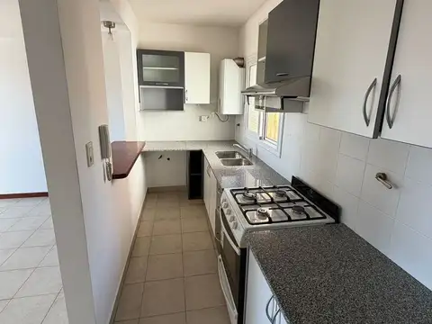 Departamento en Alquiler con 1 cocheras