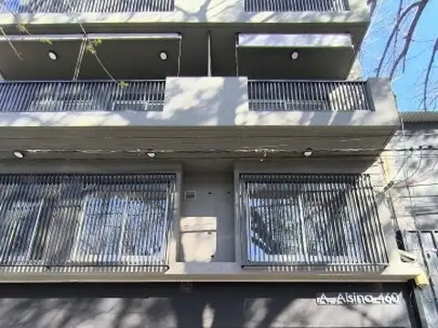 Alquiler 2 dormitorios contrafrente  a estrenar Alsina al 400